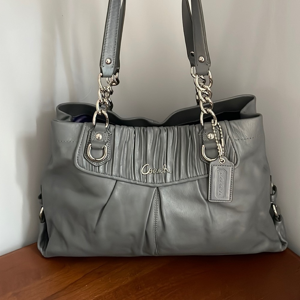 Coach grey leather shoulder bag